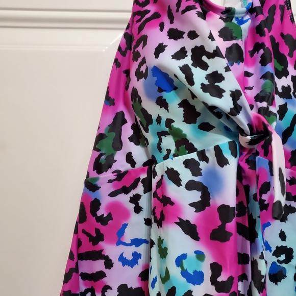 Multi-Colored Leopard Print Halter Top Swimsuit size XL - Picture 3 of 16